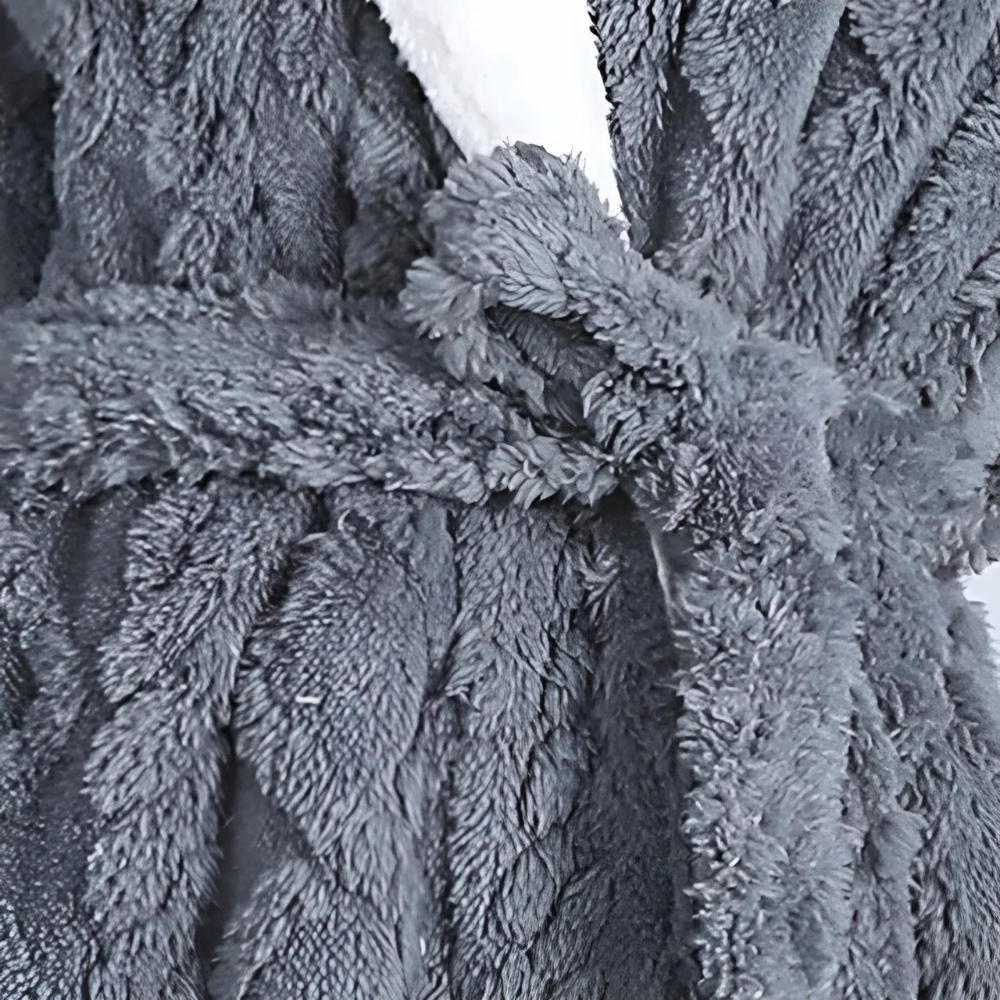 Plush Long Hooded Robe - Cosy Bathrobe with Pockets