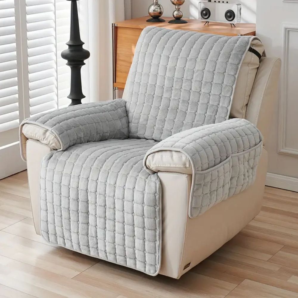 Quilted Recliner Cover - Pet-Friendly Non-Slip Protector