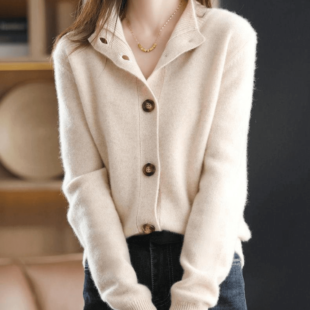 Elegant Women's Cardigan - Soft Everyday Layering Piece