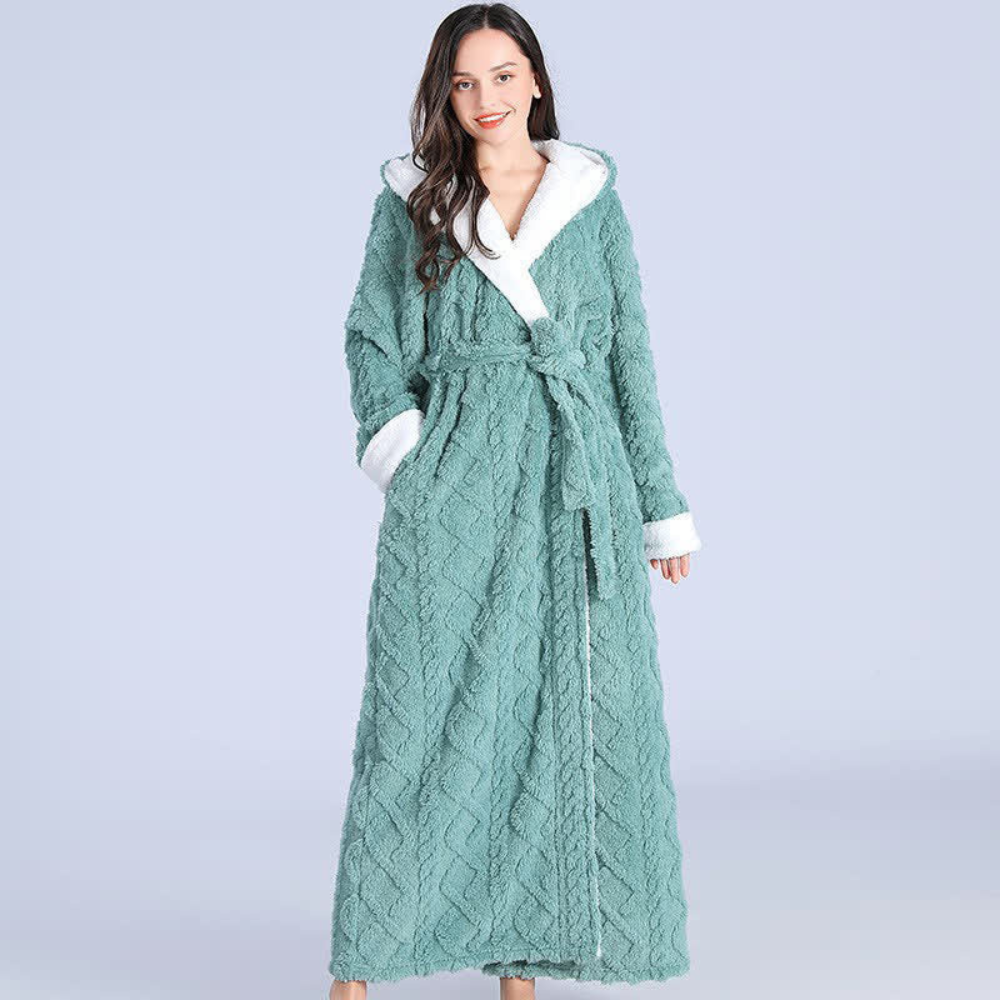 Plush Long Hooded Robe - Cosy Bathrobe with Pockets