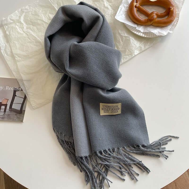 Reversible Scarf with Cashmere-Soft Feel - Two Looks in One