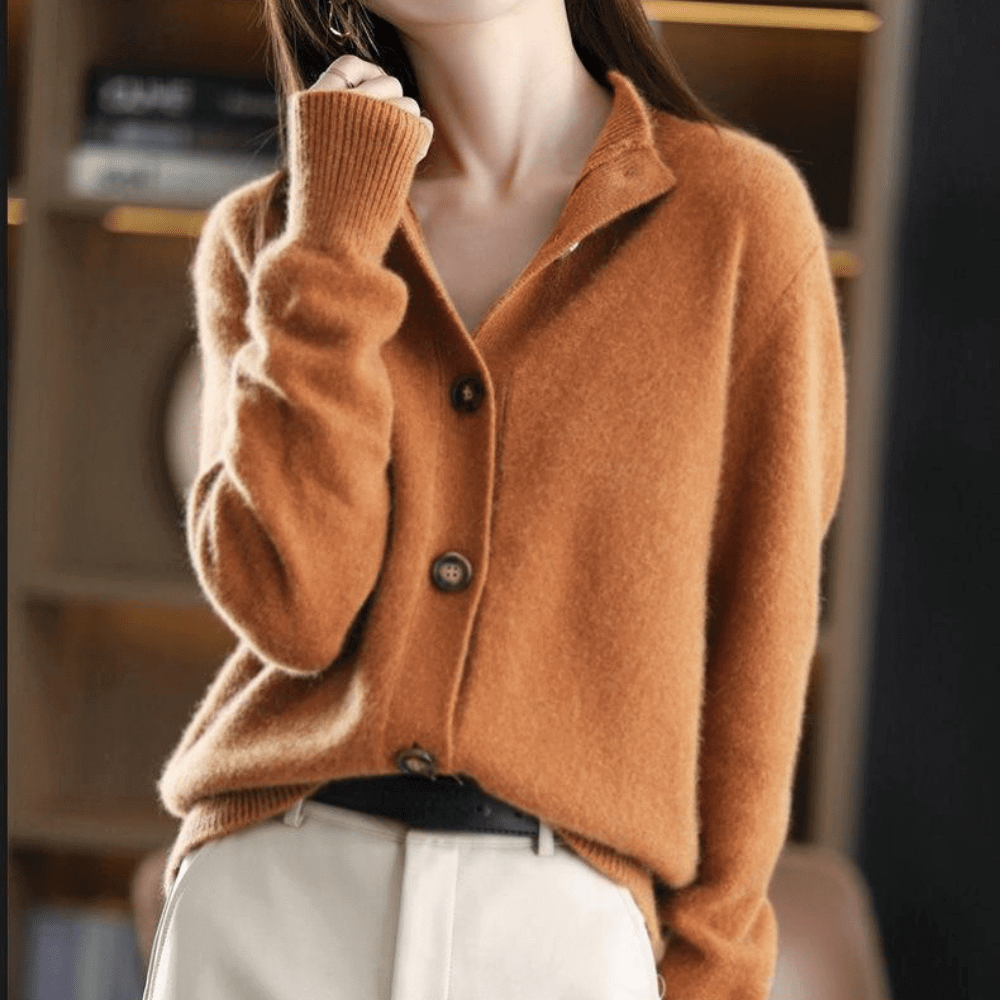 Elegant Women's Cardigan - Soft Everyday Layering Piece