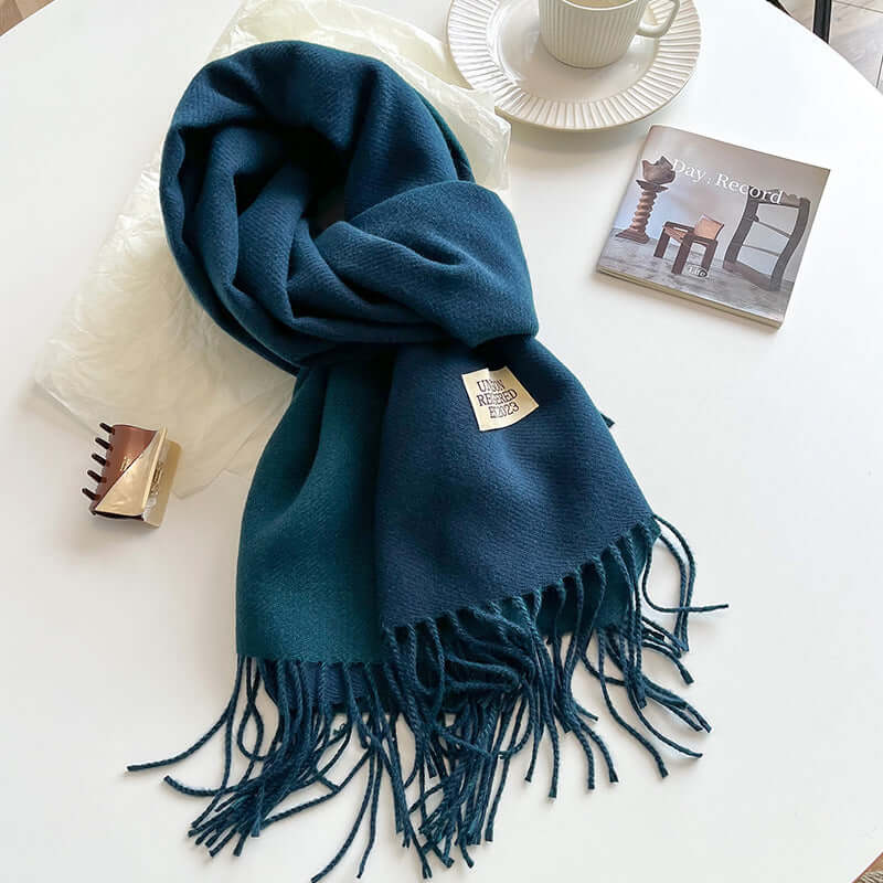 Reversible Scarf with Cashmere-Soft Feel - Two Looks in One