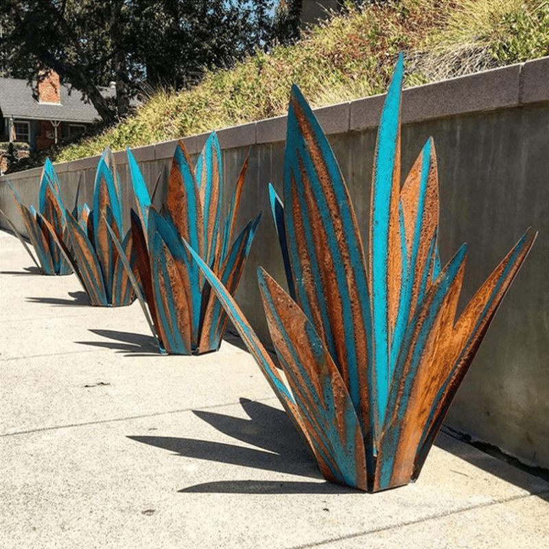 Solar Metal Agave Garden Light | Turquoise Copper Sculpture