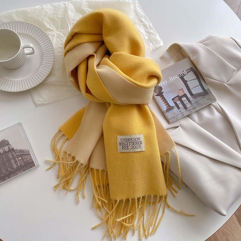 Reversible Scarf with Cashmere-Soft Feel - Two Looks in One
