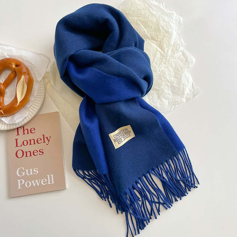 Reversible Scarf with Cashmere-Soft Feel - Two Looks in One
