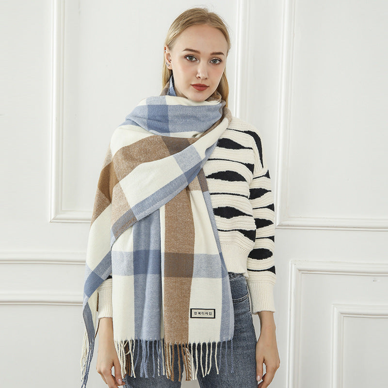 Women's Fashionable Fringed Scarf - Soft Everyday Accessory