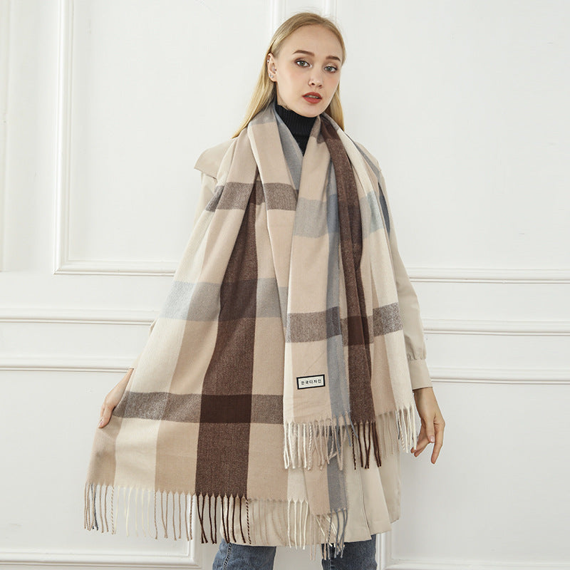 Women's Fashionable Fringed Scarf - Soft Everyday Accessory