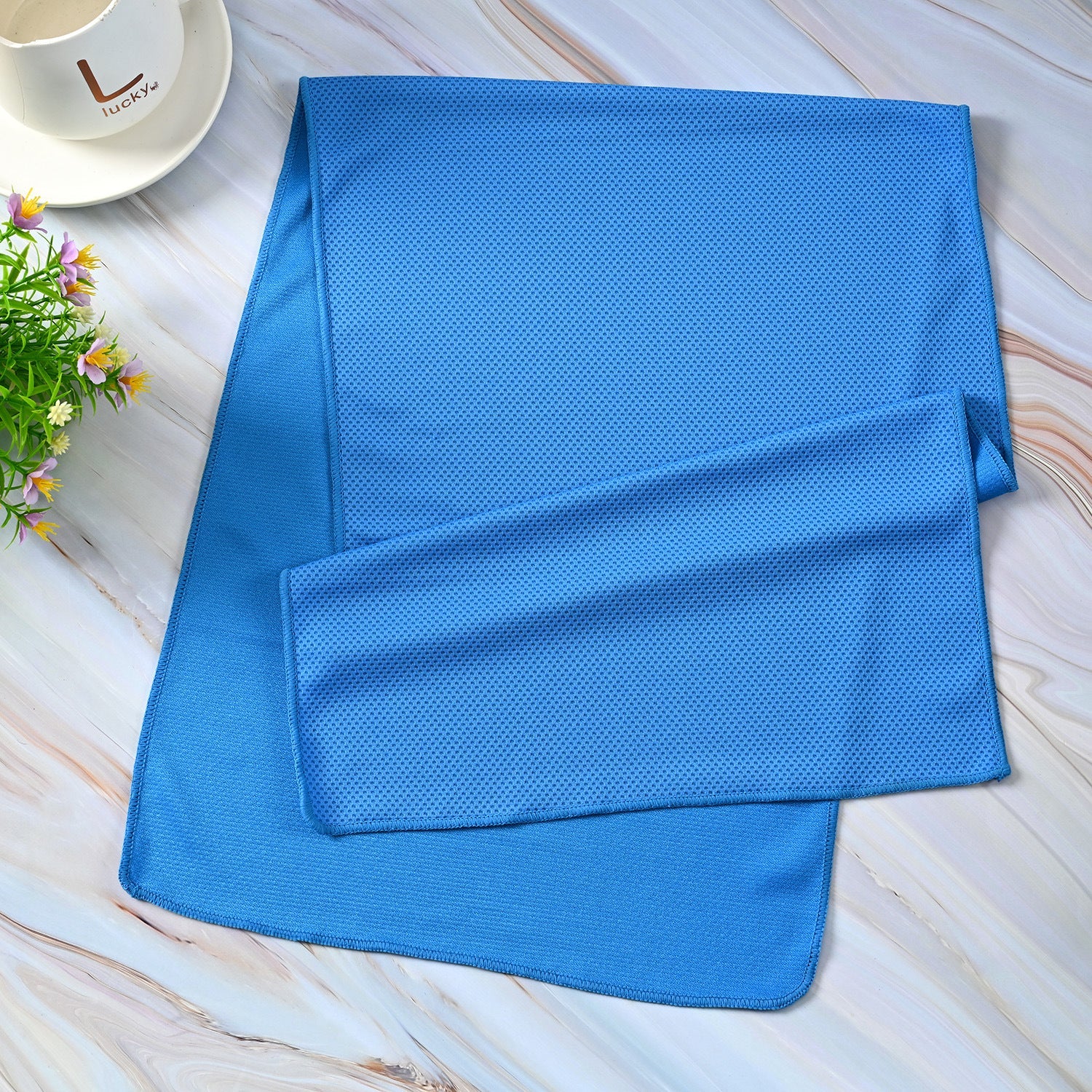 Women's Sporty Multifunctional Scarf for Active Lifestyles