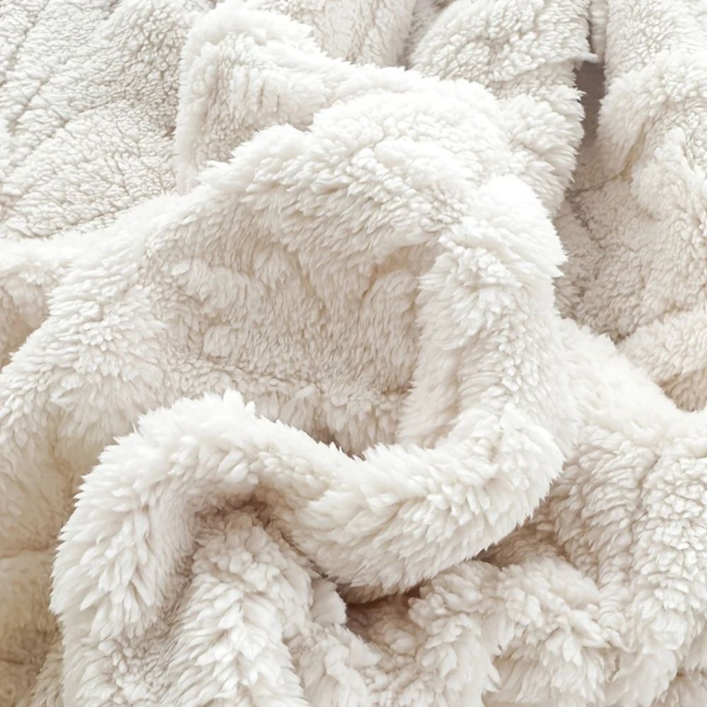 Paris Weave Jacquard Fleece Blanket - French-Inspired Throw