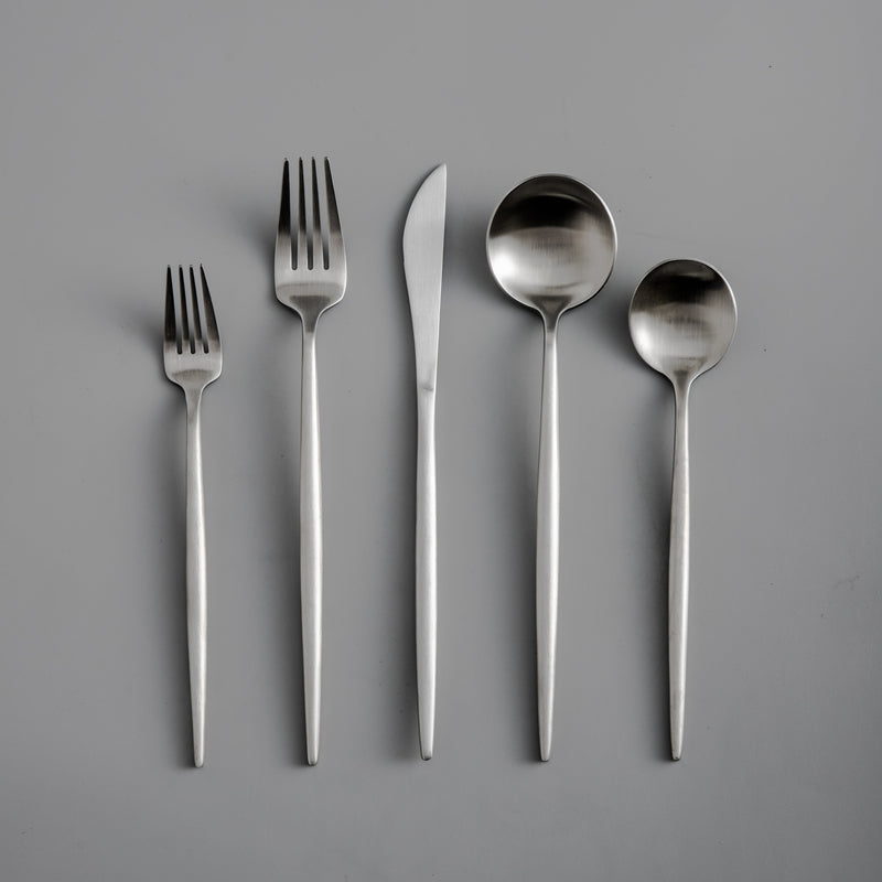 20-Piece Gold Cutlery Set - Minimalist Stainless Steel