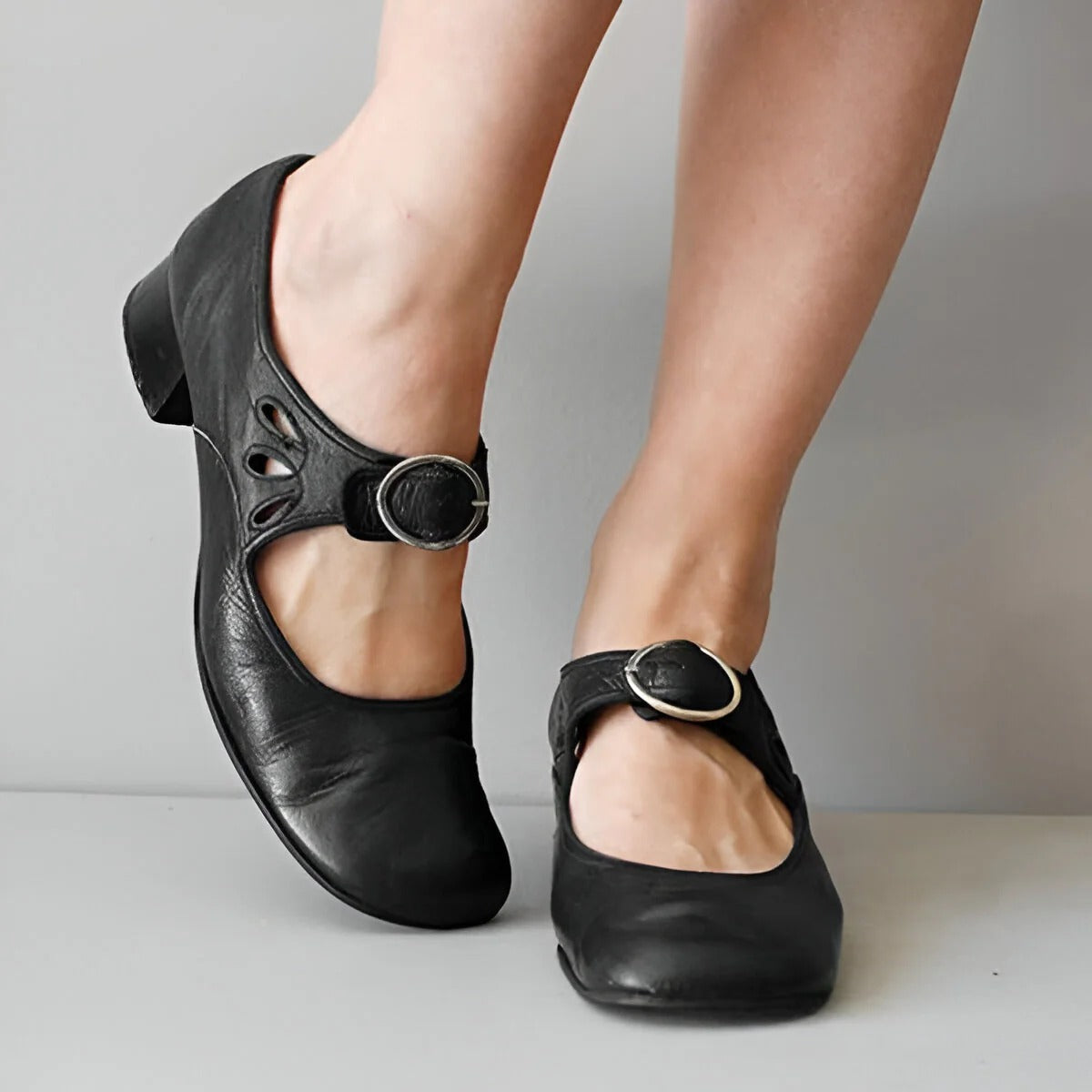 Women's Orthopedic Leather Sandals - Ergonomic Comfort