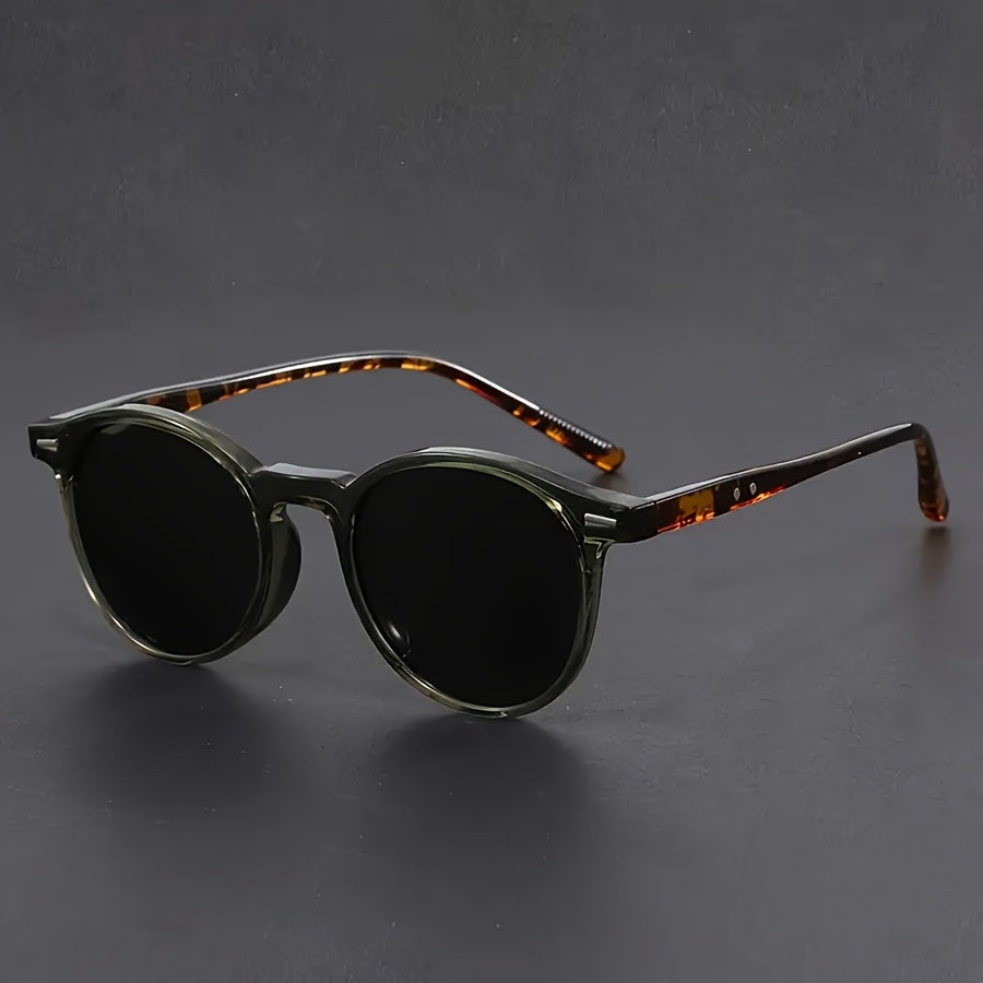 Men's Vintage-Inspired Round Tortoiseshell Sunglasses