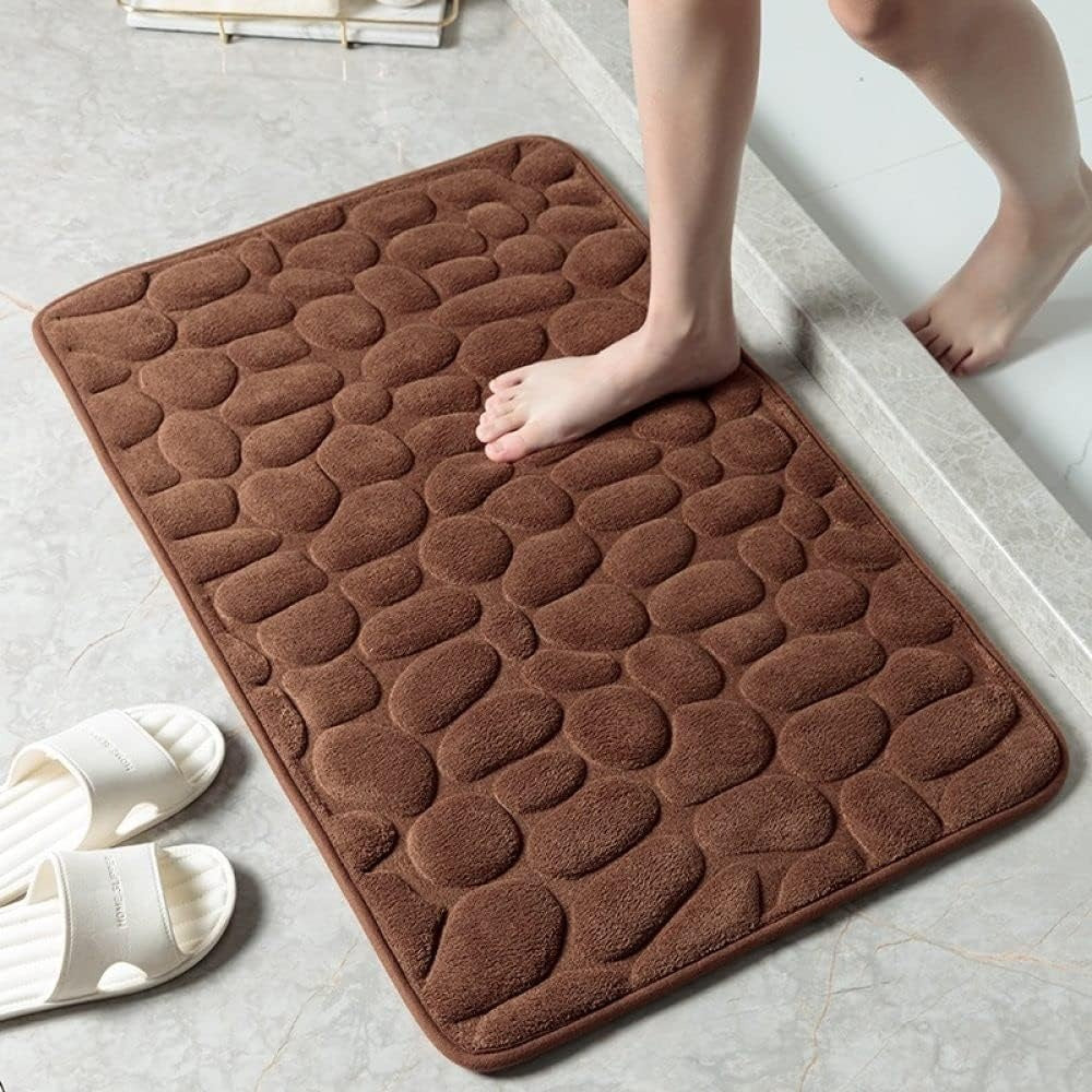 Cobblestone Embossed Coral Fleece Bath Mat