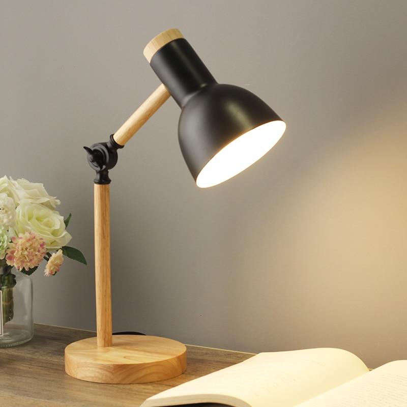 Scandinavian Wooden Desk Lamp - Foldable & Adjustable