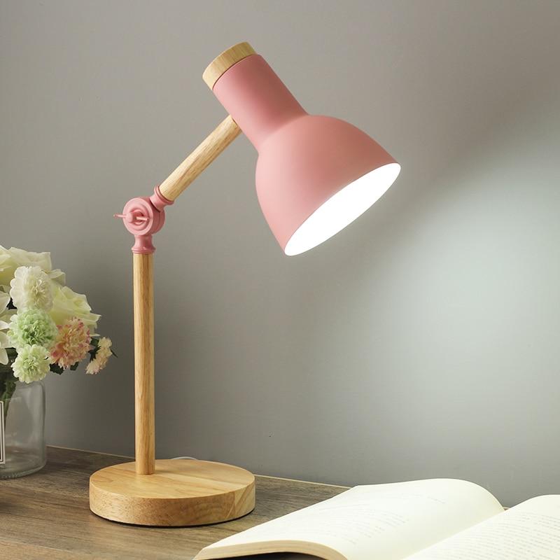 Scandinavian Wooden Desk Lamp - Foldable & Adjustable
