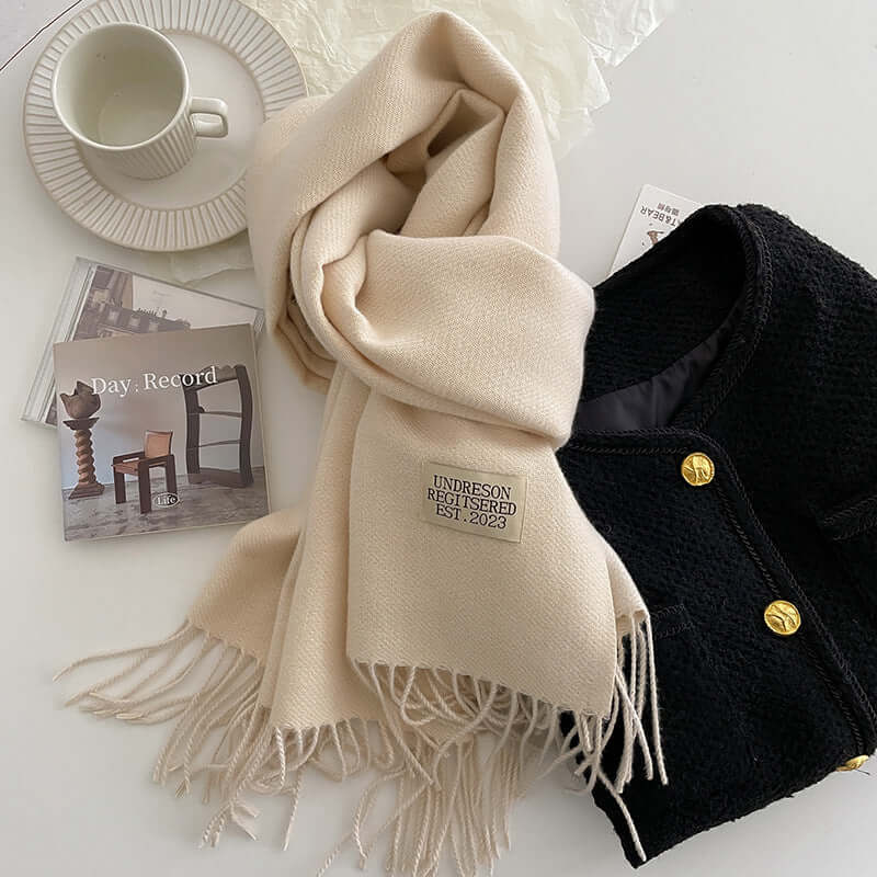 Reversible Scarf with Cashmere-Soft Feel - Two Looks in One