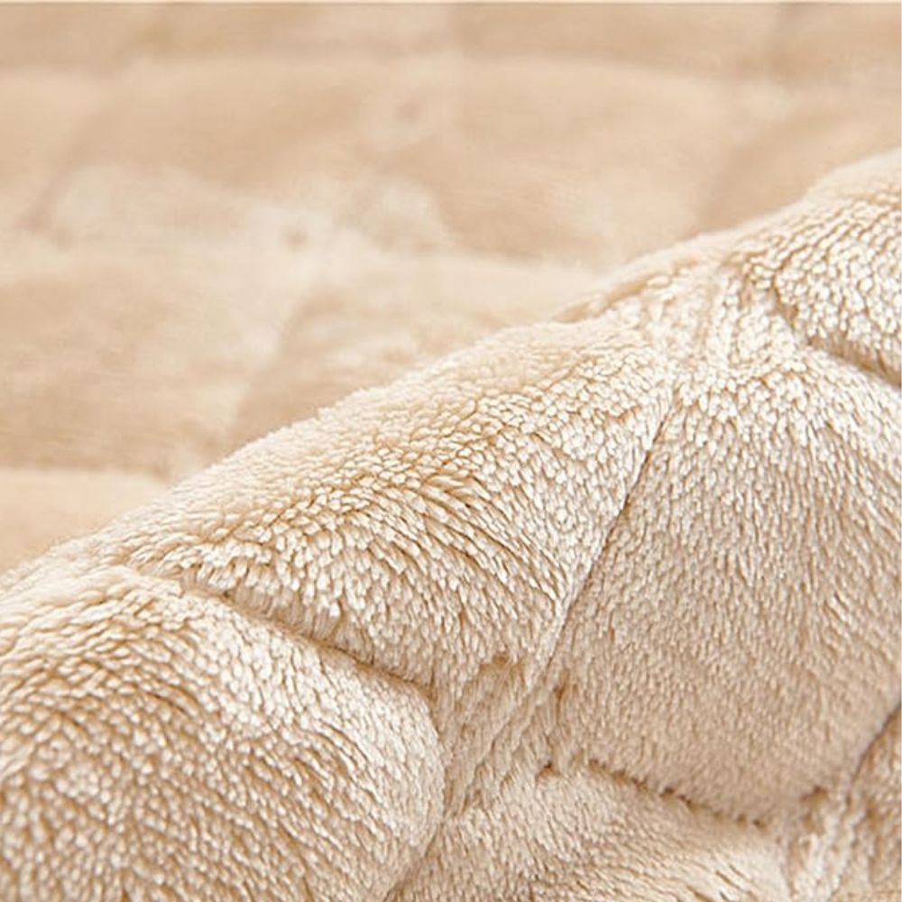 Quilted Recliner Cover - Pet-Friendly Non-Slip Protector