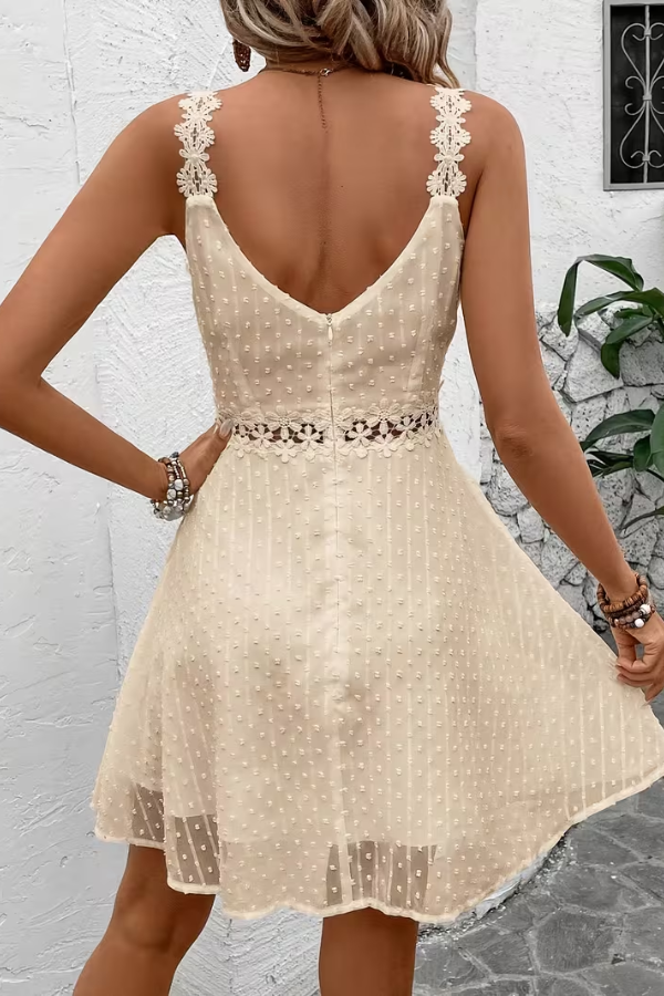Women's Strapless Jacquard Midi Dress with Embroidered Detail