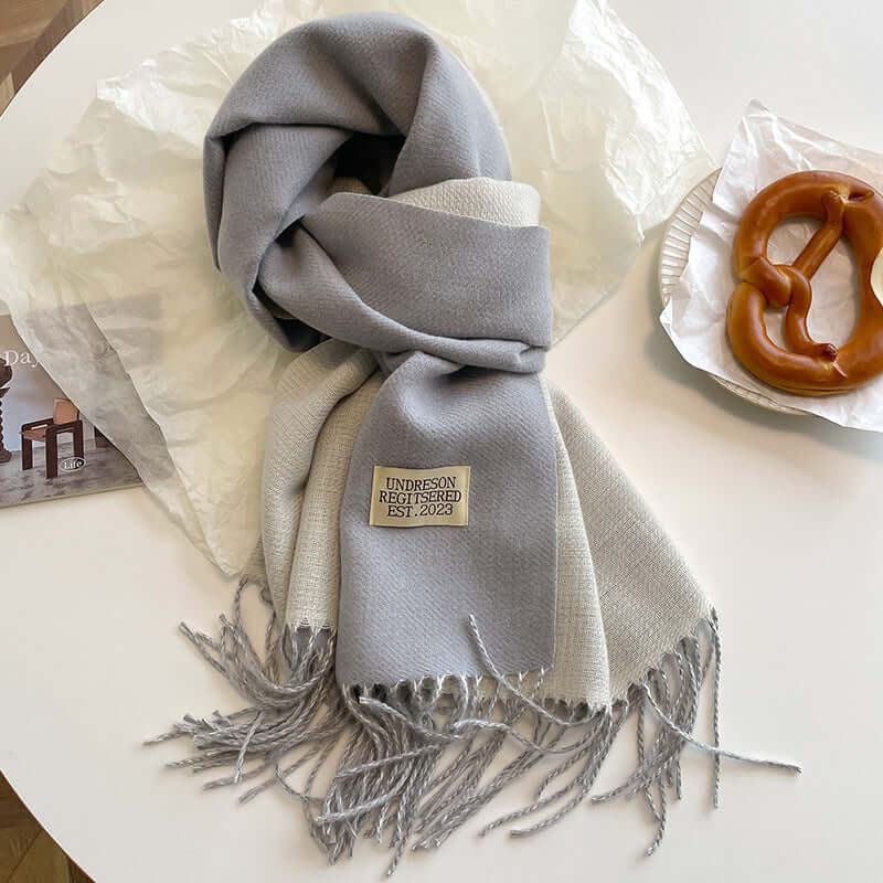 Reversible Scarf with Cashmere-Soft Feel - Two Looks in One