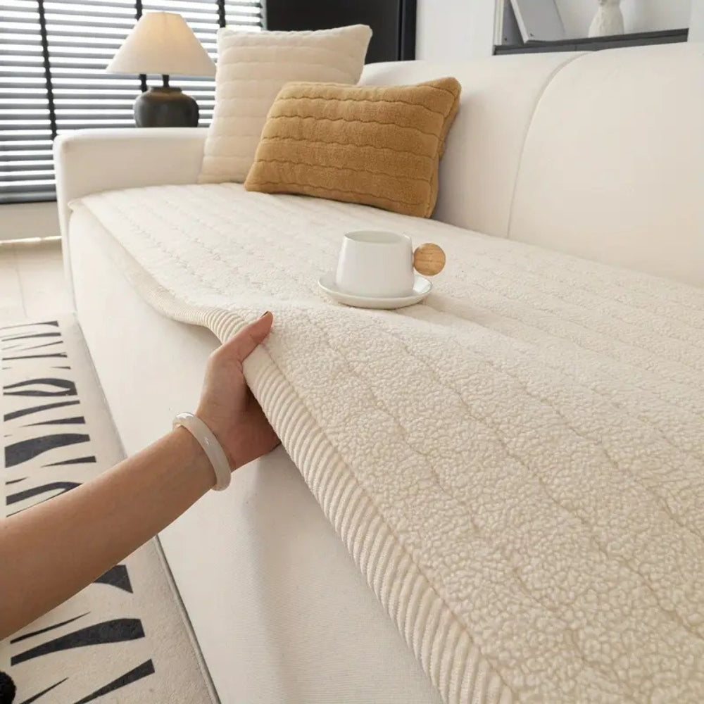 Thick Plush Couch Cover, Scratch-Resistant Sofa Throw