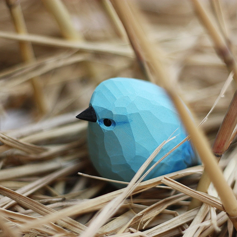 Scandinavian Bird Ornament – Hand-Carved Wooden Robin Design