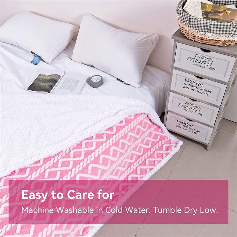 Women's Cozy Soft Blanket with Unique Pattern