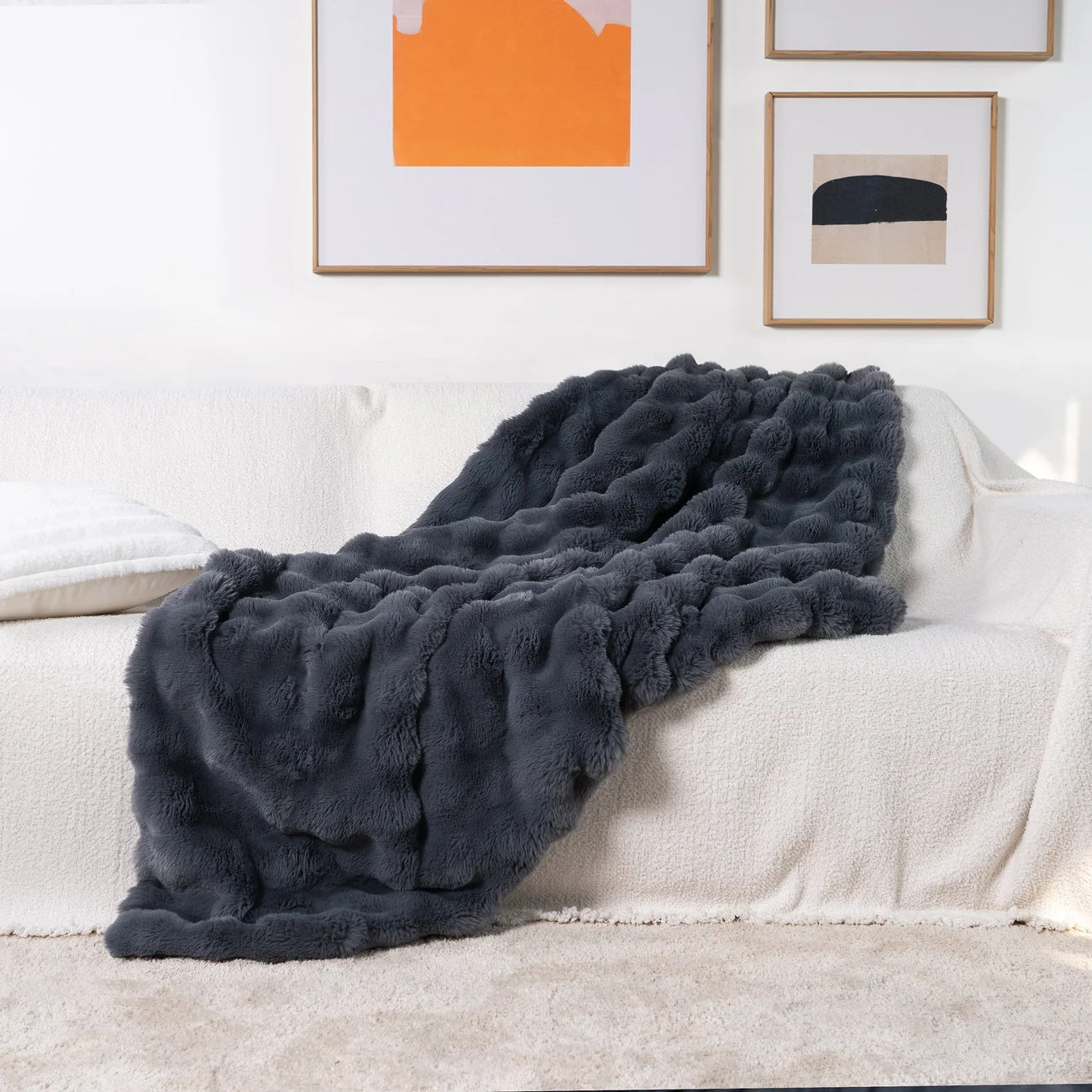 Faux Fur Throw Blanket, Ultra-Soft Winter Comfort