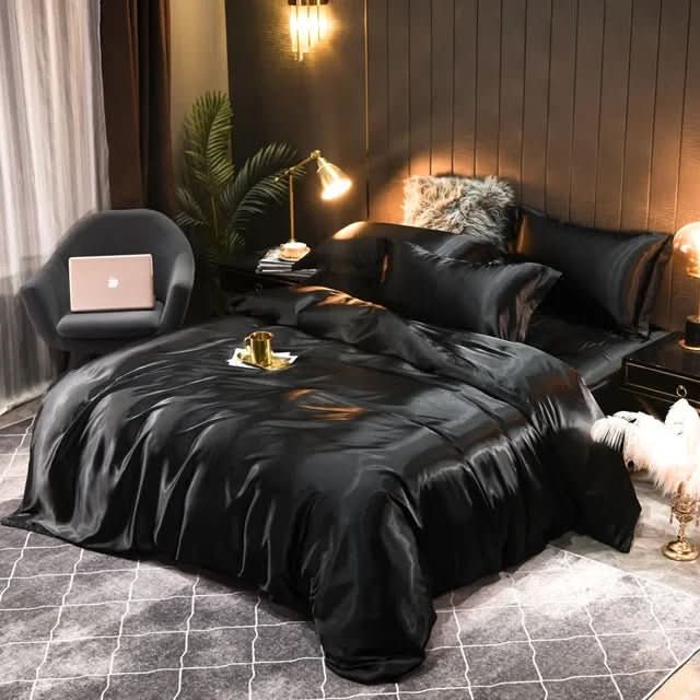 Premium Mulberry Silk Duvet Cover for a Restful Night's Sleep