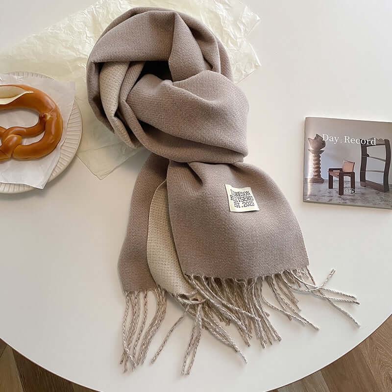 Reversible Scarf with Cashmere-Soft Feel - Two Looks in One