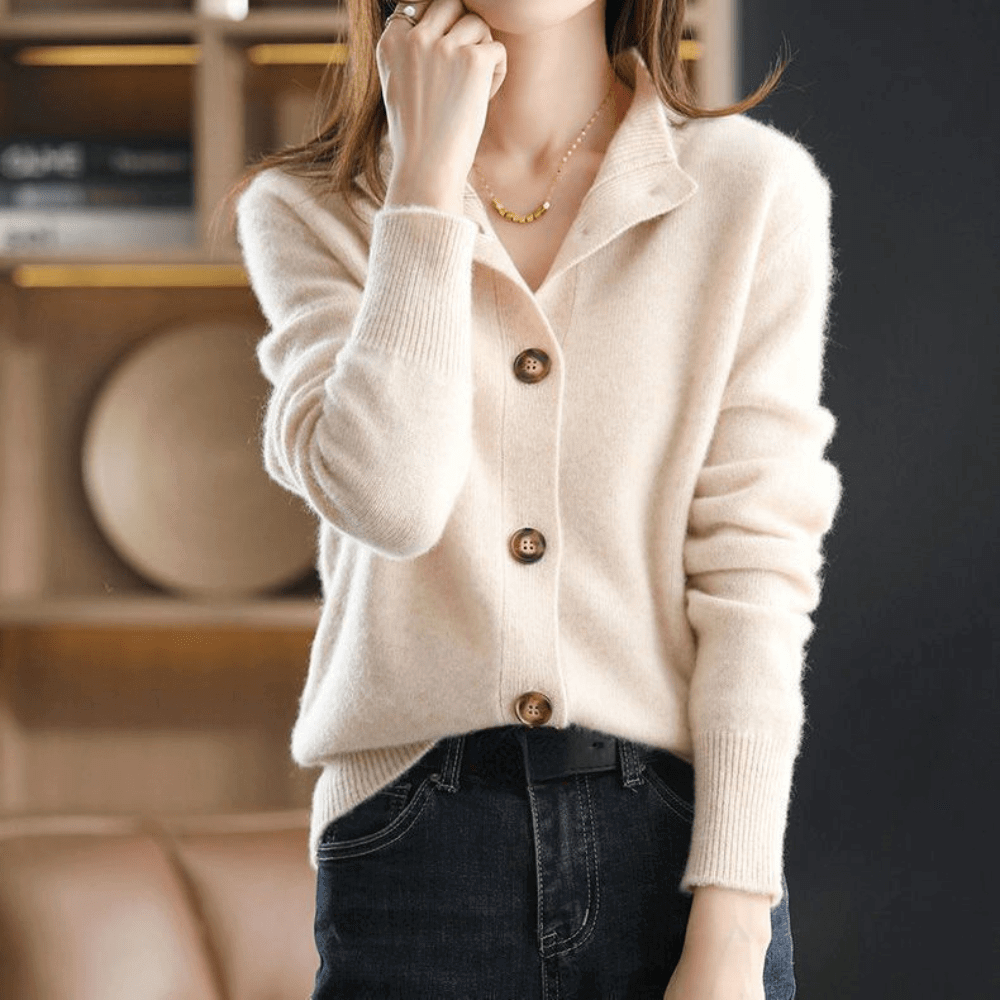 Elegant Women's Cardigan - Soft Everyday Layering Piece