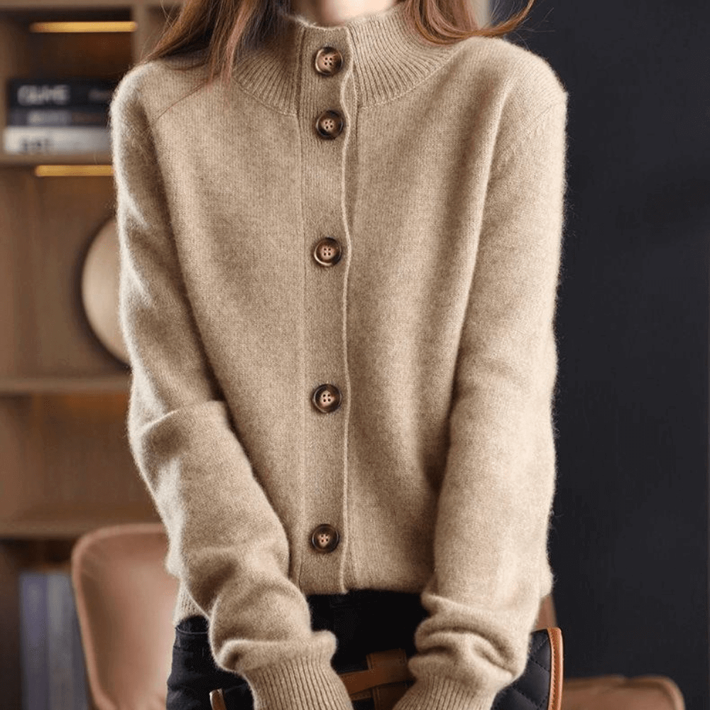 Elegant Women's Cardigan - Soft Everyday Layering Piece