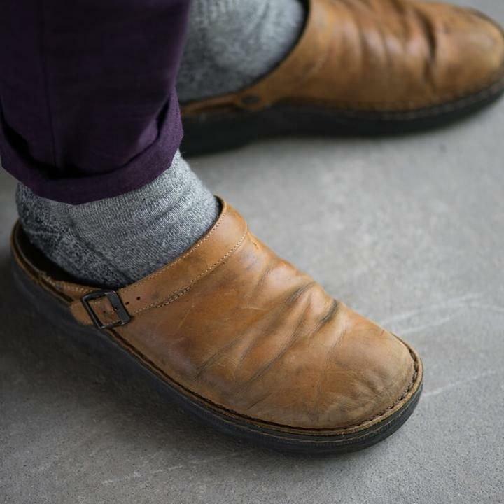 Men's Slippers with Comfort and Support