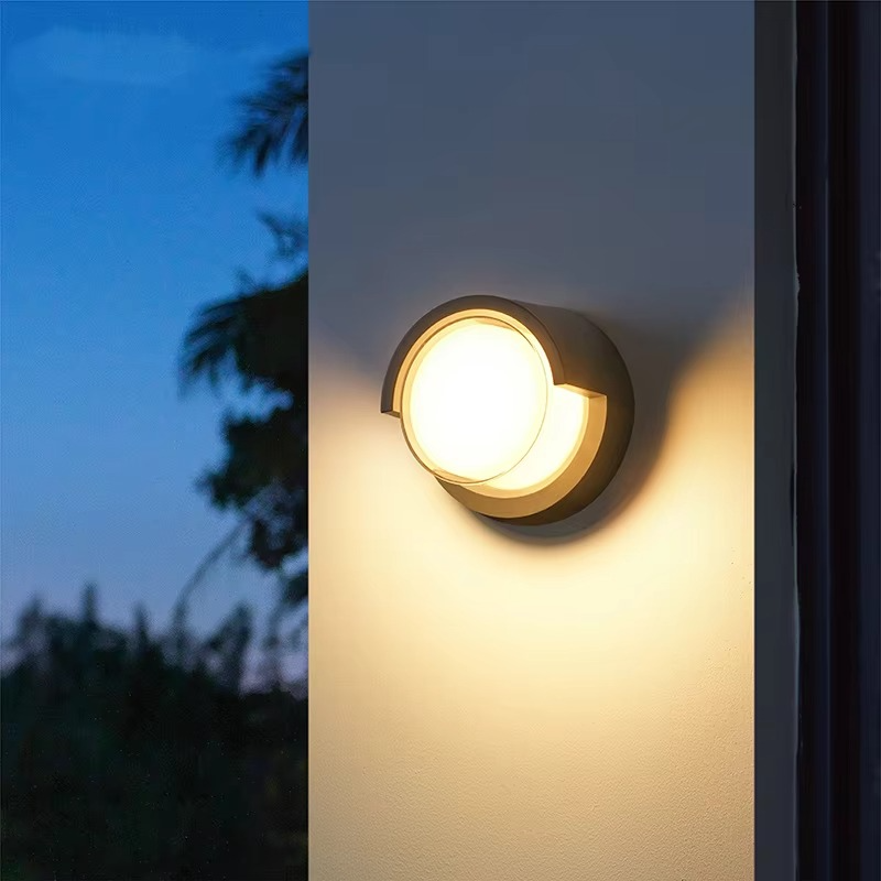 Outdoor Wall Lamp with Motion Sensor - Weatherproof LED Lighting