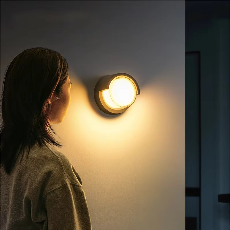 Outdoor Wall Lamp with Motion Sensor - Weatherproof LED Lighting