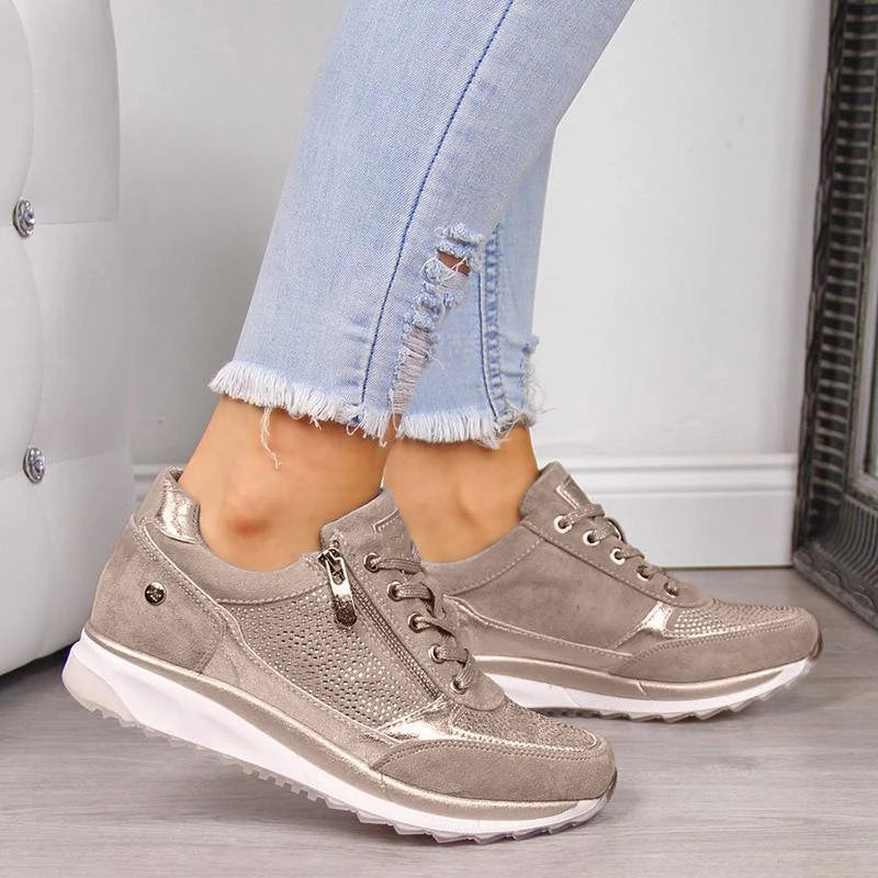 Women's Cushioned Sole Sneakers - All-Day Comfort